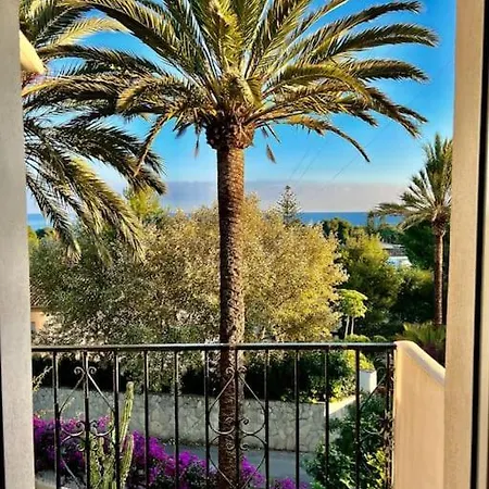 Hébergement de vacances Beautiful Overlooking Beach. Dénia